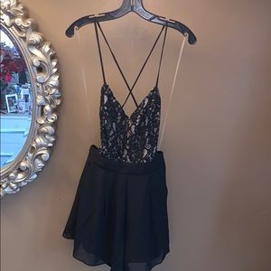 Flowy romper with pockets